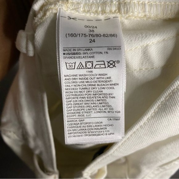 Gap Women's Cheeky Straight Off-White Button Fly Denim Crop Jeans - Picture 7 of 10